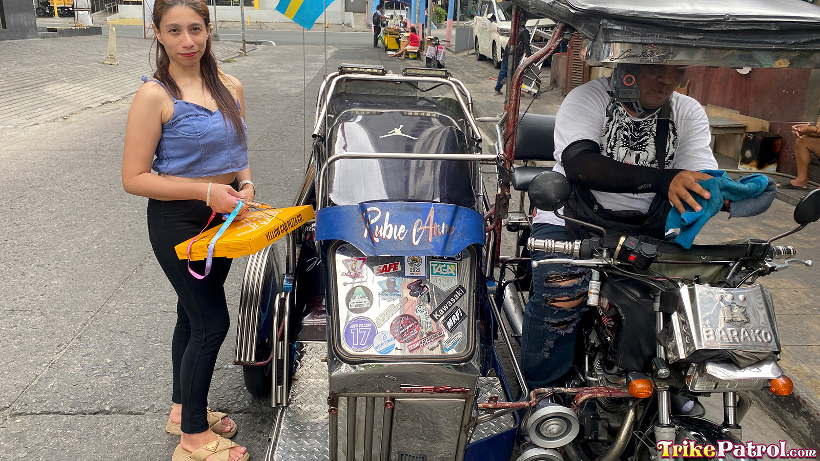 HOT MILF PORN In Manila With Pinay Cougar On Trike Patrol ®